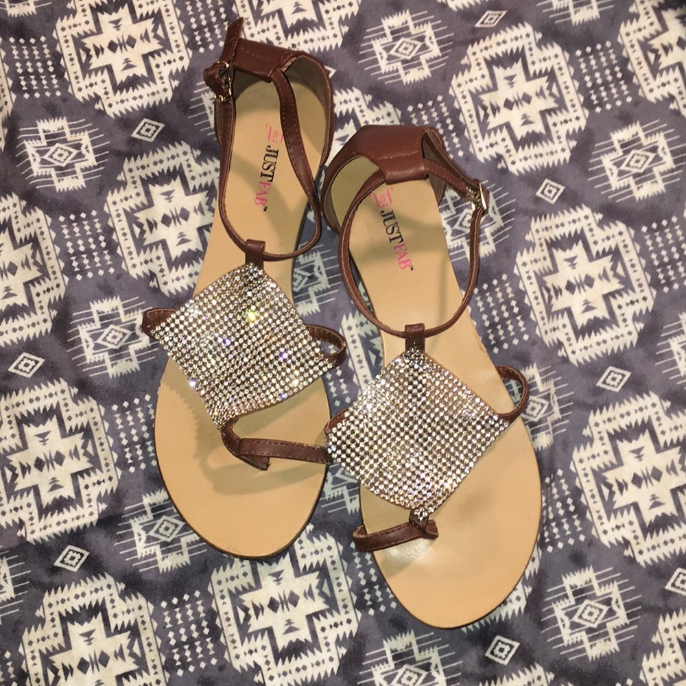 ☀️hello summer☀️ JustFab diamond sandals